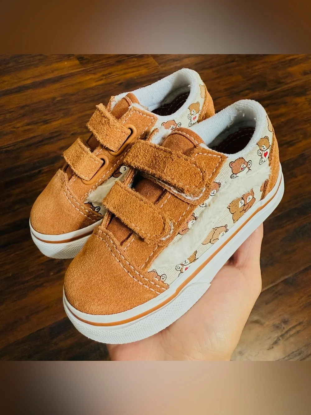 Vans Toddler's Old Skool V teddy Bear Hugs size 6